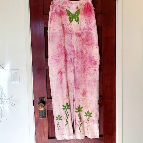 XS Pink/White Sister Nettle Botanically Dyed Butterfly & Flowers Linen Jumpsuit - Picture 2 of 6